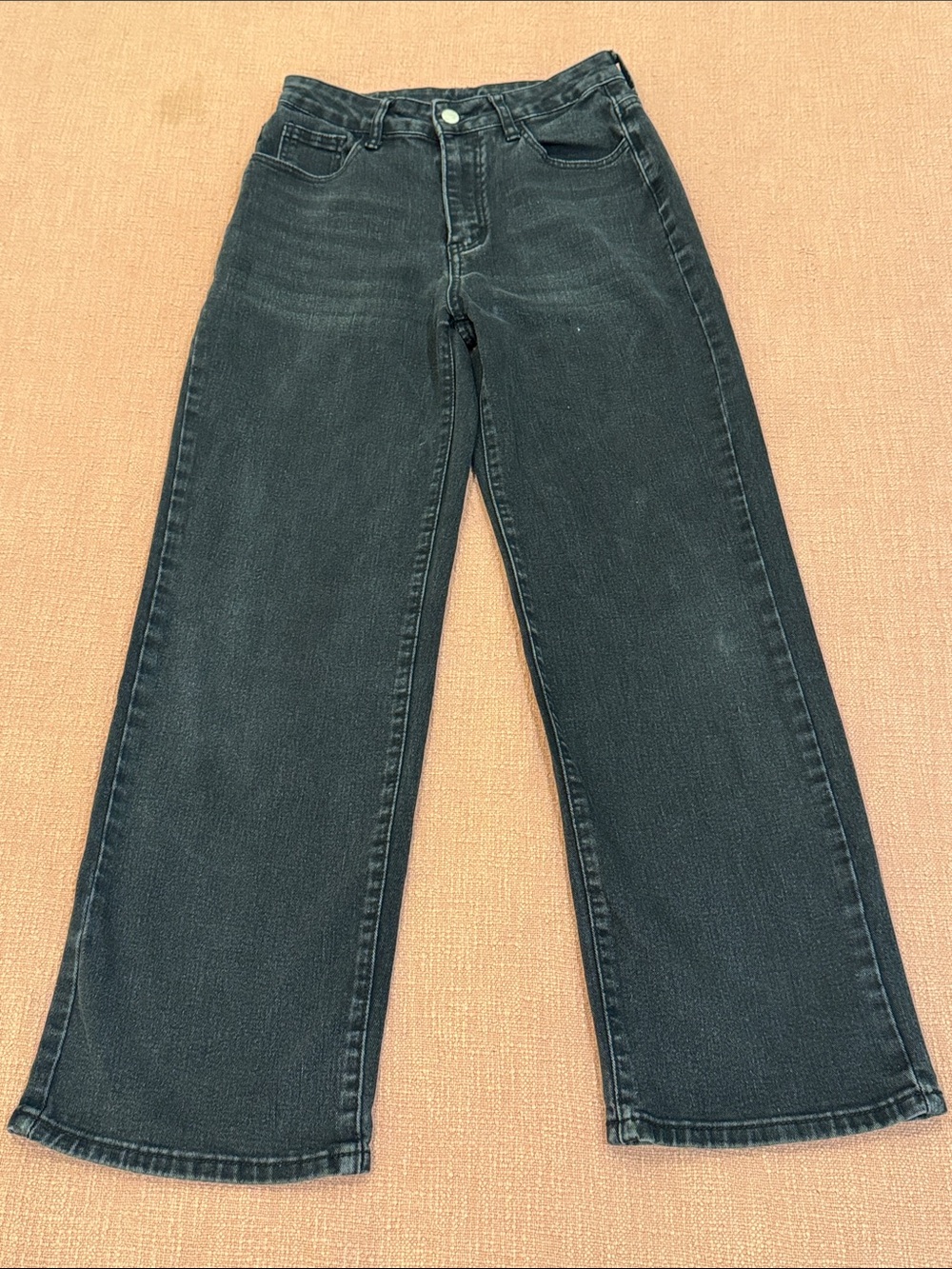 High-Waist Wide Leg Jeans in Washed Black